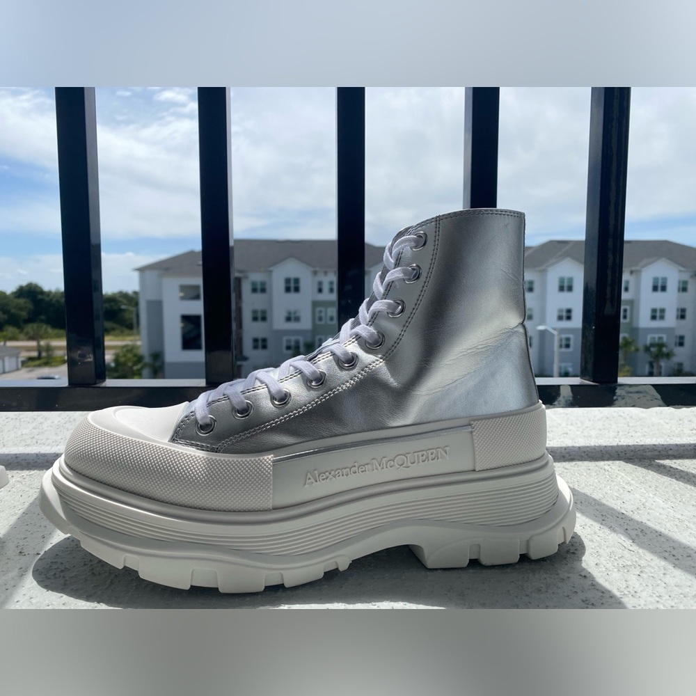 Alexander McQueen Tread Slick Boots